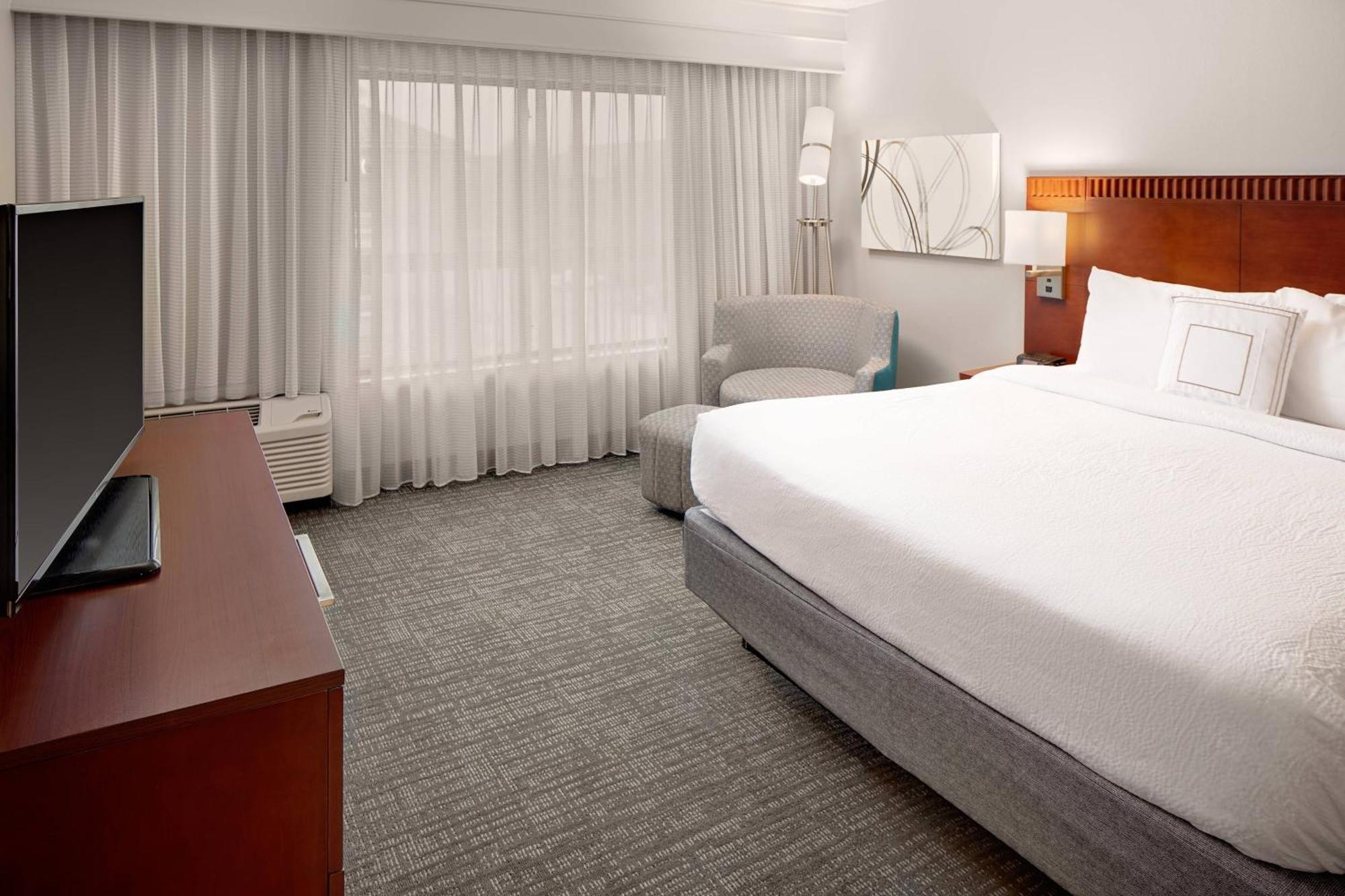 Otel Courtyard By Marriott Rice 3*