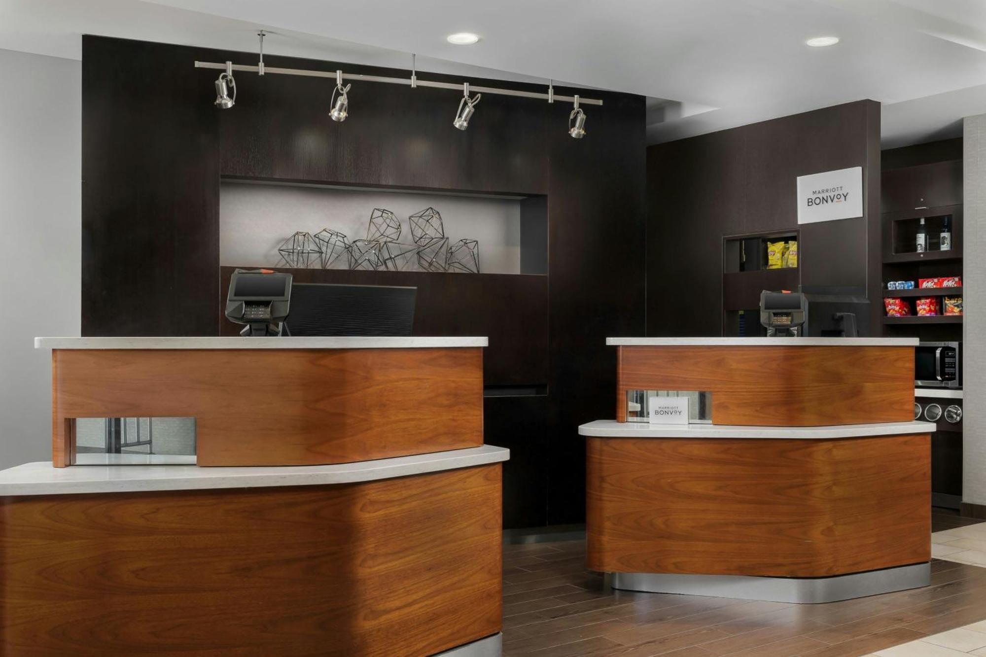 Courtyard By Marriott Rice Houston