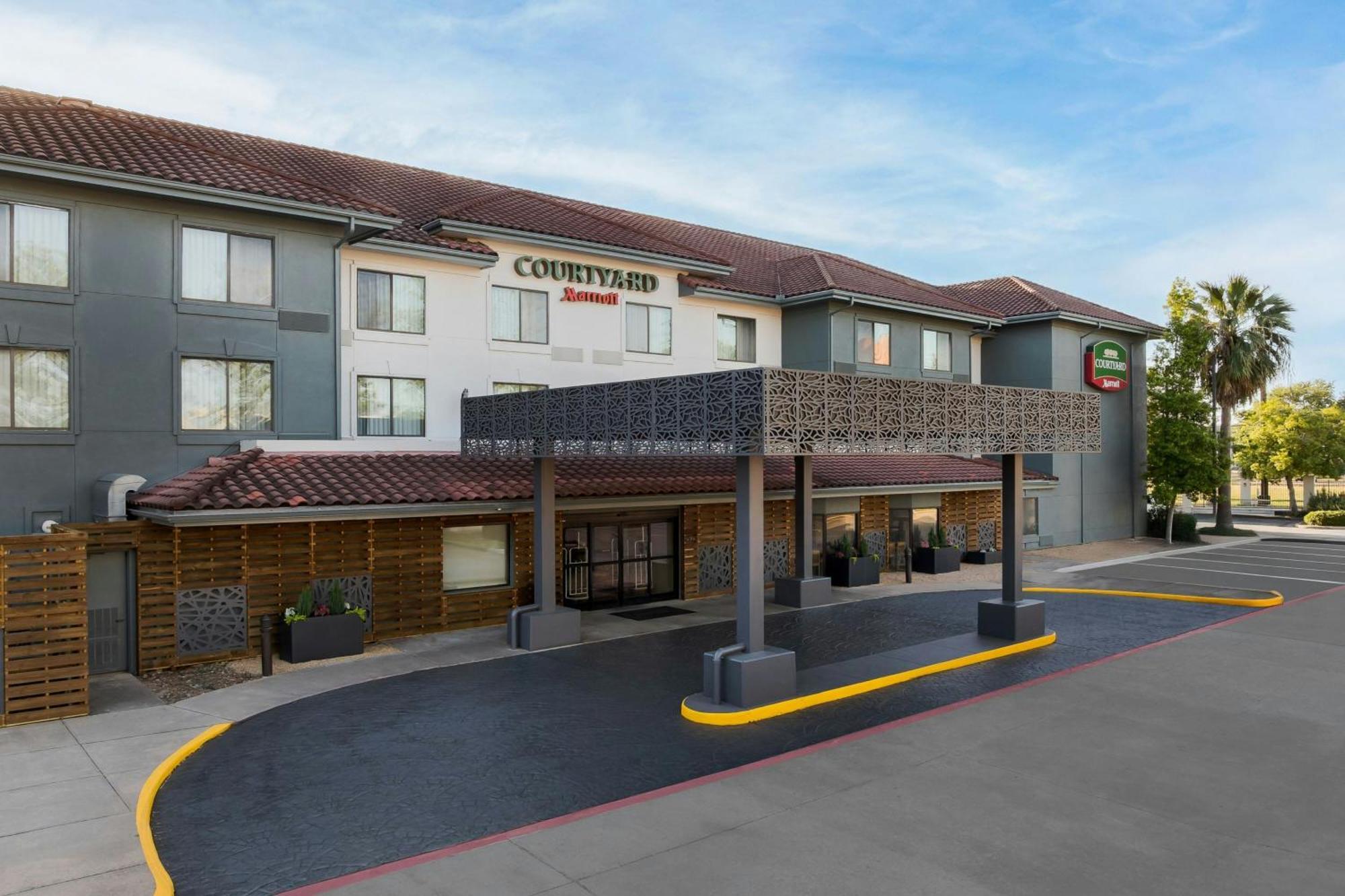 Courtyard By Marriott Rice 3* Houston