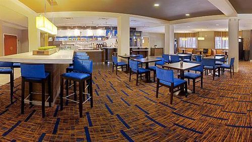 Otel Courtyard By Marriott Rice 3*